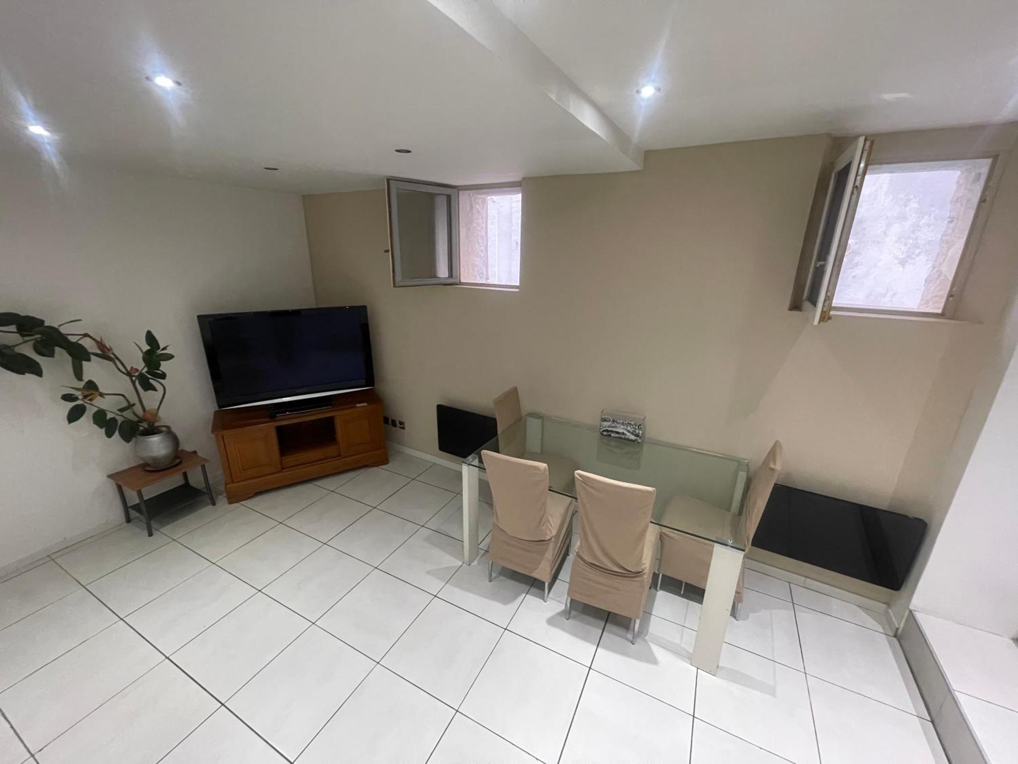 Tres Bel Appartement Pres De Montpellier Gignac  Luaran gambar